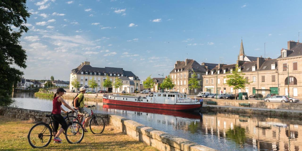 Appartement De Caractere Pontivy Centre Bagian luar foto